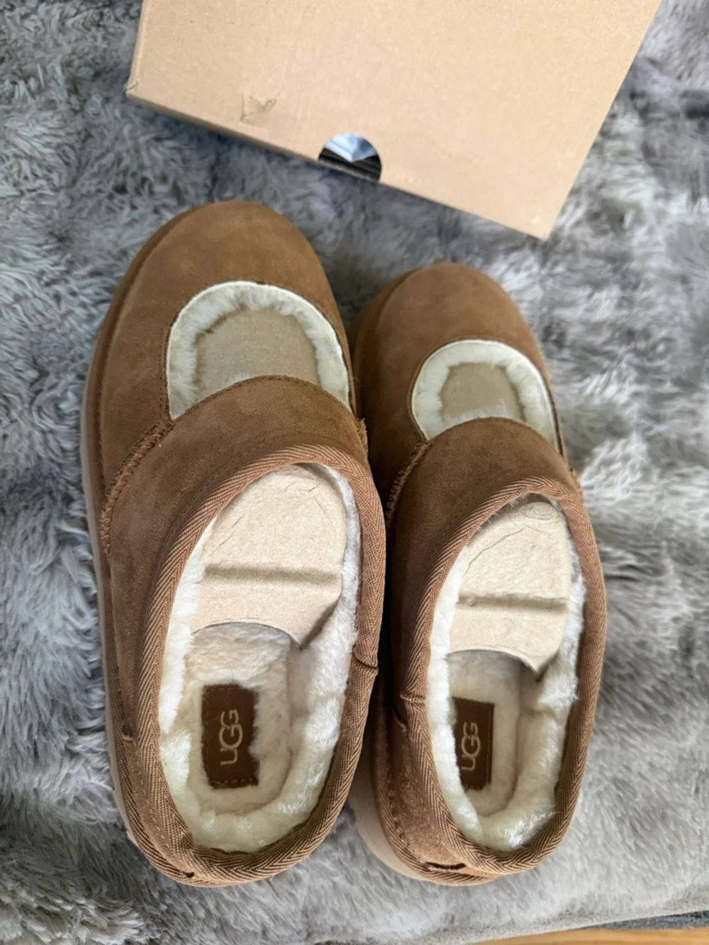 BNWT UGG Chestnut Suede Shearling Mule Slides comes with original box W size 8 - Picture 4 of 10